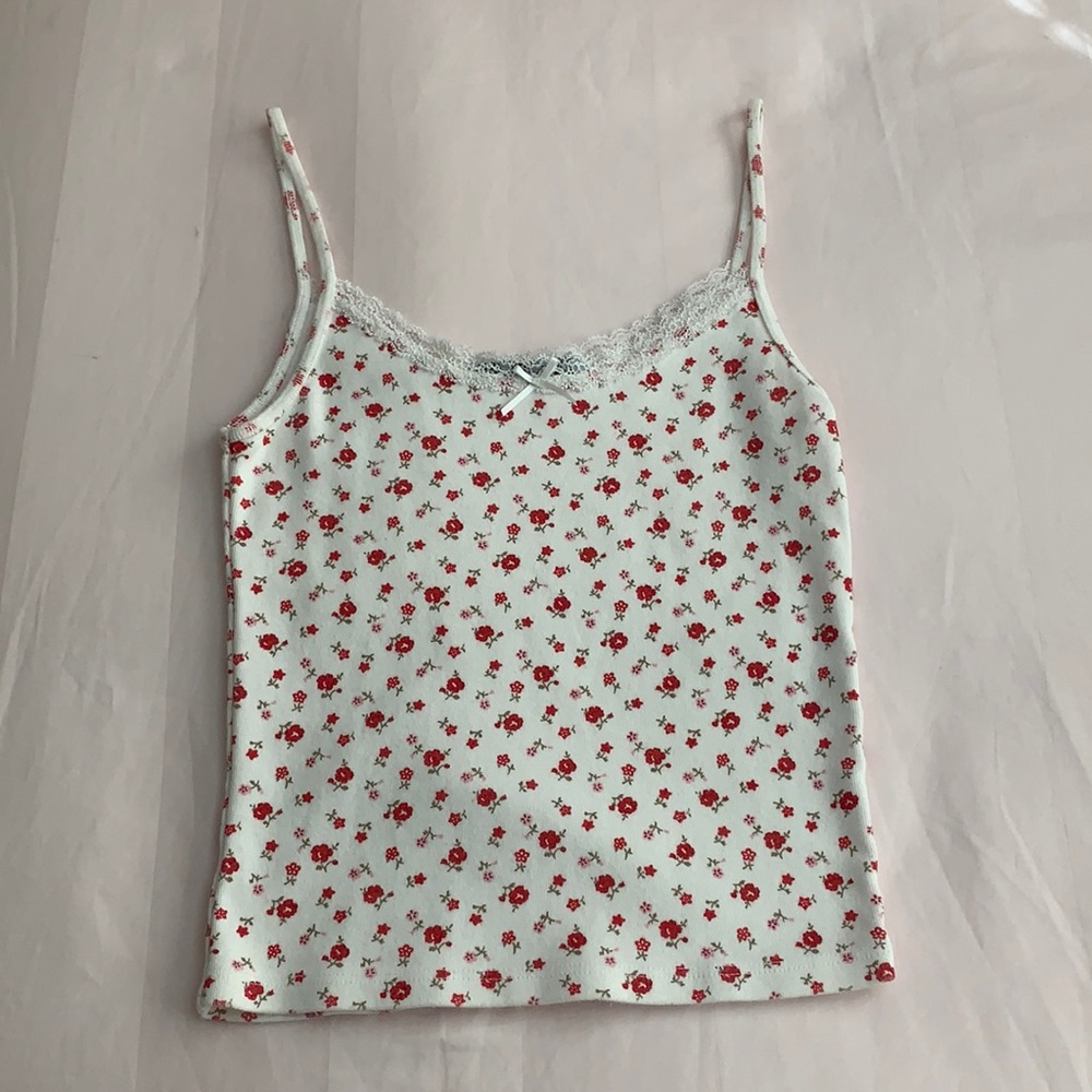 Brandy Melville tank top euc